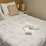 Ainara Luxury