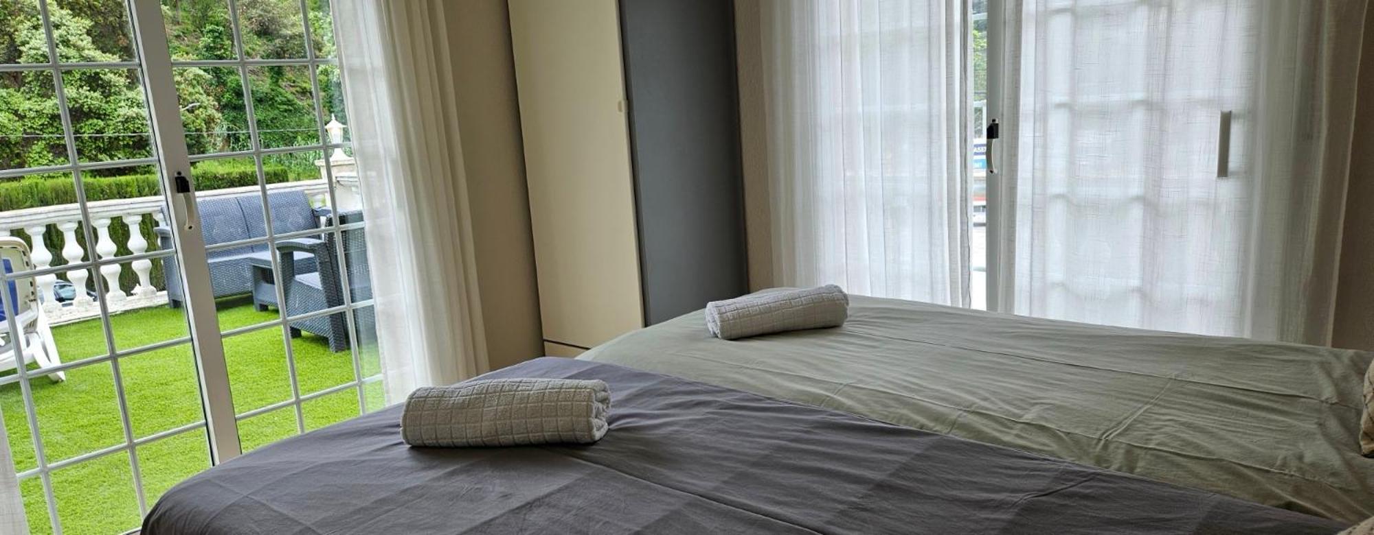 Ainara Luxury